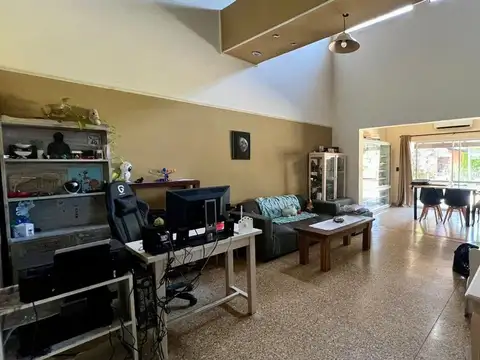 Casa en Venta en Moron, USD 94.999