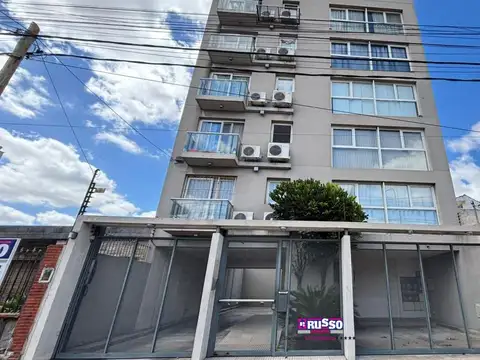 EIZAGUIRRE, DR. E. 2700, Piso 1