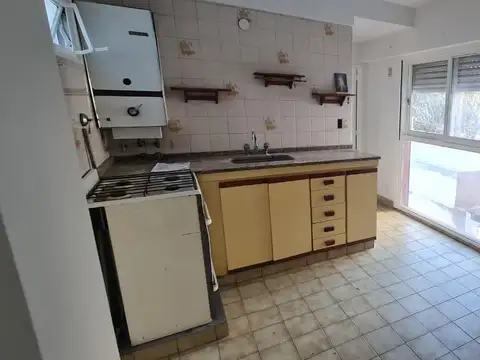 Departamento en Alquiler en Ramos Mejia Sur, $ 350.000