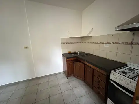 Depto Tipo Casa en Alquiler de 2 ambientes
