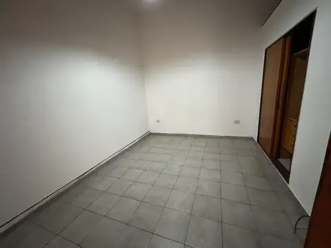 Depto Tipo Casa 2 ambientes con 1 baño