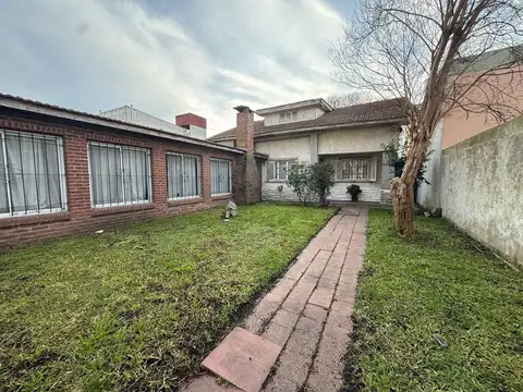 Intendente Andrés Mac Gaul 200