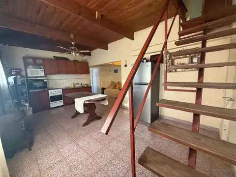 Casa 4 ambientes con 1 baño
