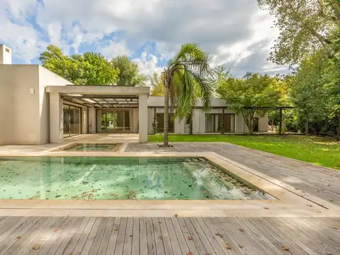 Casa en Venta de 4 dormitorios