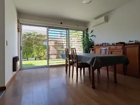 Galpon en Venta en Granadero Baigorria, USD 168.000