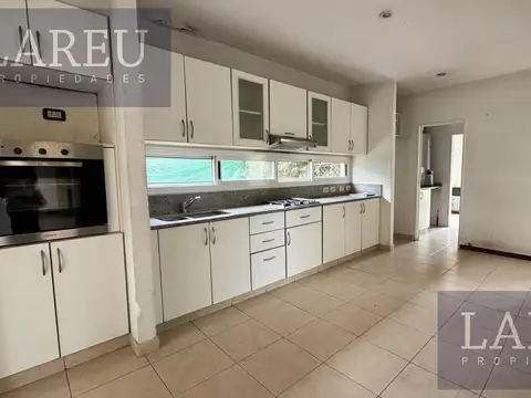 Casa en Venta en Roble Joven, USD 215.000