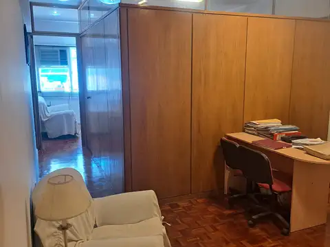 Sarmiento 1600, Piso 4