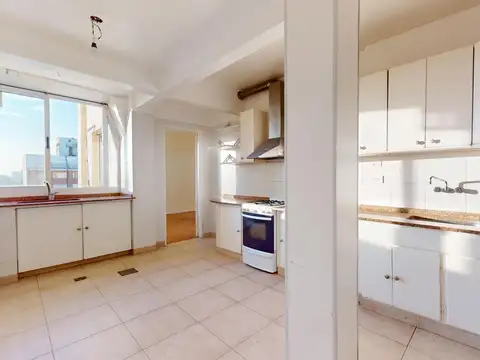 Venta Depto 4 amb. en Av Maipú Olivos c/balcón
