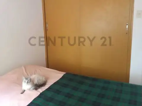 CASA CON PILETA EN LAS HERAS
