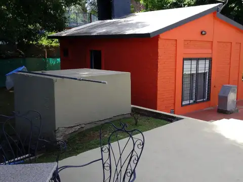 Casa 6 ambientes con 3 baños