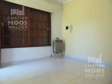 Casa en alquiler uso comercial - Centro Ingeniero Maschwitz -