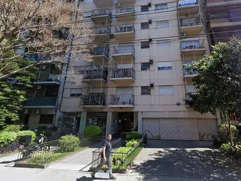 Av Juan Bautista Alberdi al 2200