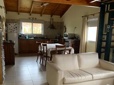Casa en Venta en Alberdi, USD 229.000