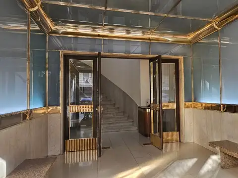 SAENZ PEÑA ROQUE PRES. AV. 1100, Piso 3