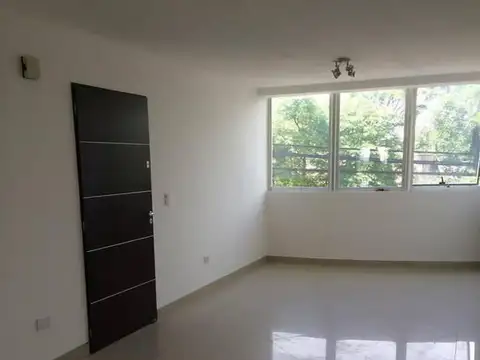 9 De Julio 900, Piso 1°
