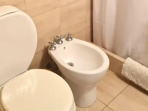 Depto Tipo Casa 2 ambientes con 1 baño
