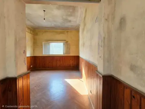 Depto Tipo Casa en Venta en Bernal Oeste, USD 45.000