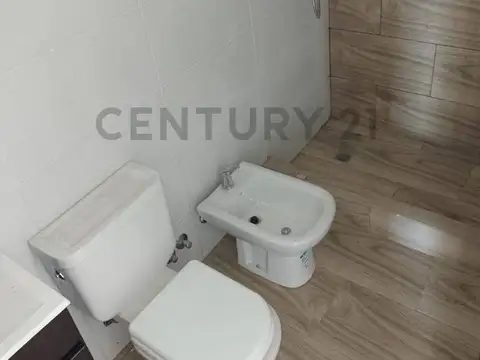 IMPERDIBLE 2 AMBIENTES HECHO A NUEVO - DARDO ROCHA 447 - LUMINOSO CON BALCON - T
