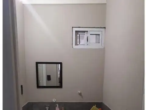 VENTA -  Casa 3 dormitorios con cochera - Larrea, Rosario.