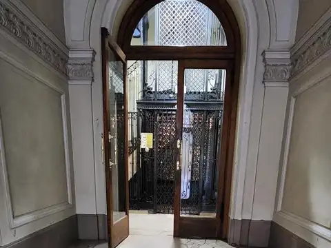 Viamonte 500, Piso 2