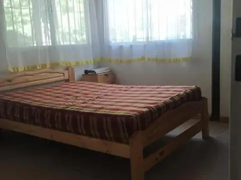 Casa 2 ambientes con 1 baño