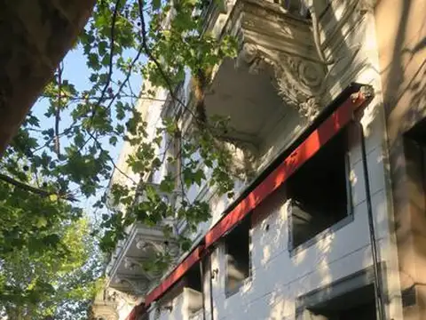 Local - La Plata