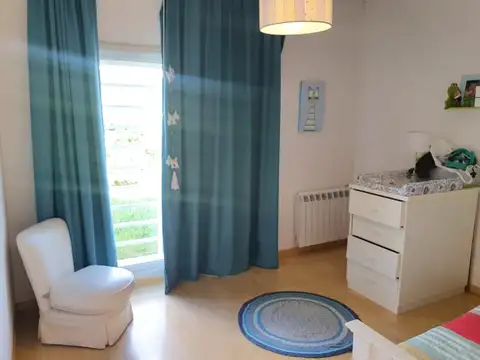 CASA EN VENTA BºLA FALDA - CIPOLLETTI