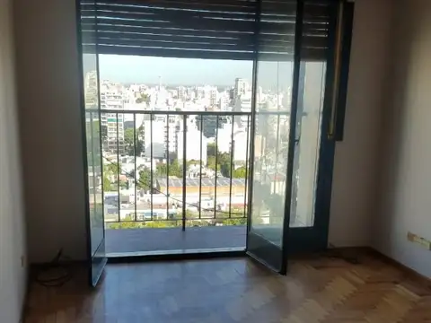 PRECIOSO DEPARTAMENTO DE 2 AMBIENTES CON BALCON, VISTA PANORAMICA- EXCELENTE ESTADO