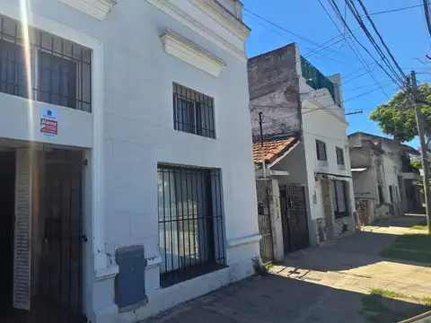 Depto Tipo Casa en Venta de 5 dormitorios