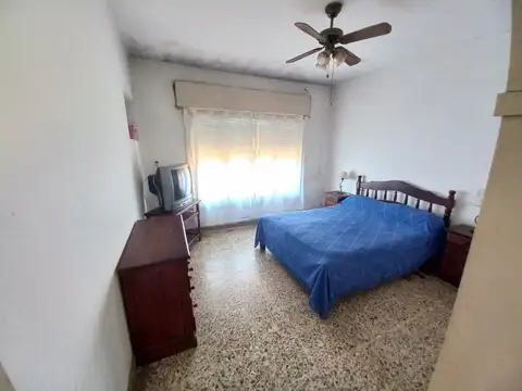 VENTA CASA EN TEMPERLEY LOTE PROPIO