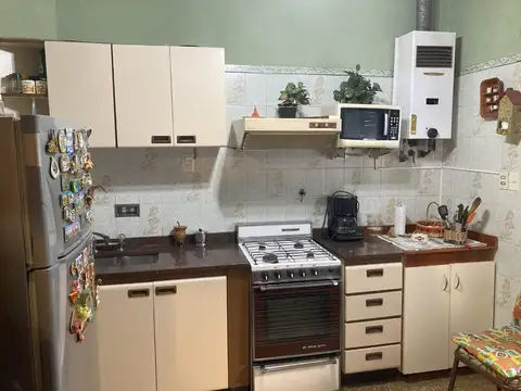 VENTA PH DE 2 AMBIENTES EN LANUS OESTE