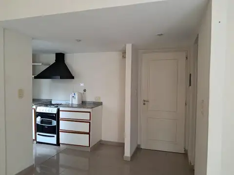 Hermoso Monoambiente con balcon y cochera cubierta