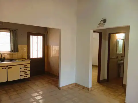Depto Tipo Casa en Venta en Villa Dominico, USD 49.900