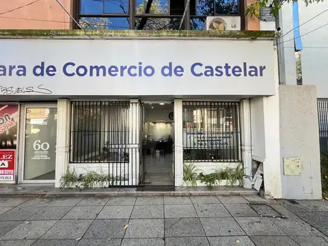 Local al frente
