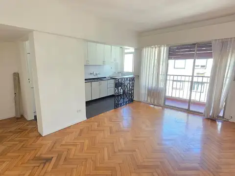 Av Libertador 200 , Piso 12