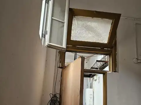 Depto Tipo Casa en Venta 50 años