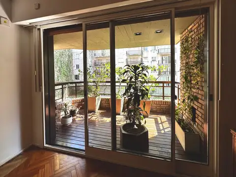 Departamento en Alquiler con 1 cocheras