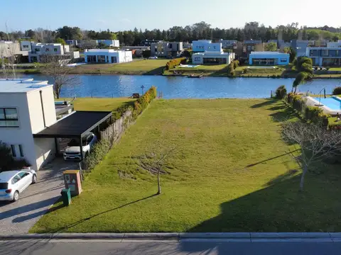 Terreno en San Matias a Laguna