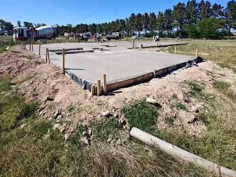 Terreno En Venta - Los Tres Pinos