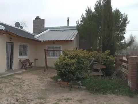 Casa 3 ambientes con 1 baño