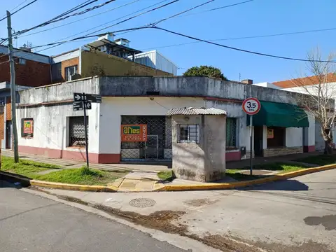 Casa a refaccionar sobre Lote de 277,08 m2
