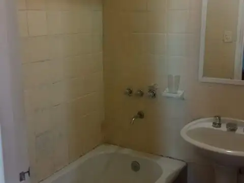 Departamento 2 Ambientes en Balvanera al Contrafrente