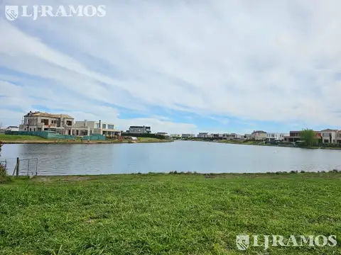 Barrio Muelles, Puertos / Escobar