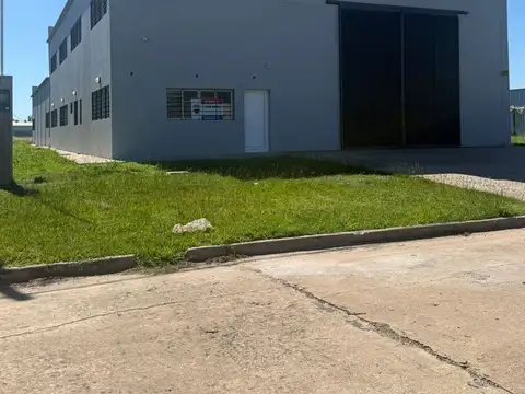 REMAX/ALQUILER/GALPON/OFICINAS/PAER