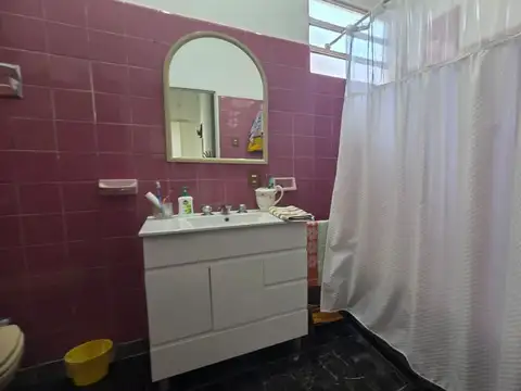 Casa en Venta en Remedios De Escalada, USD 190.000