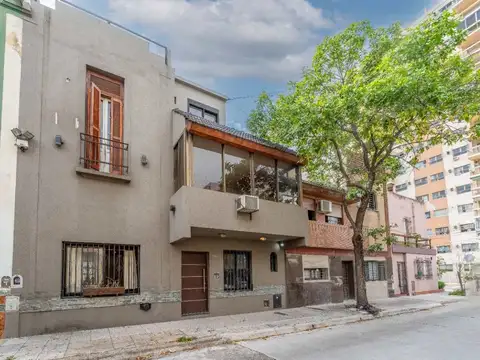 VENTA CASA 6 AMBIENTES TERRAZA QUINCHO FLORESTA