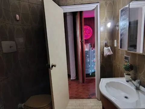 Depto Tipo Casa en Venta 40 años