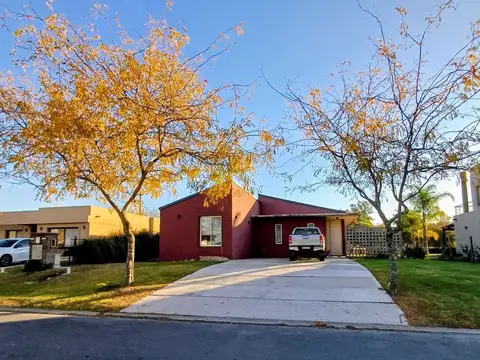 Casa en Alquiler en El Canton - Norte, USD 1.300