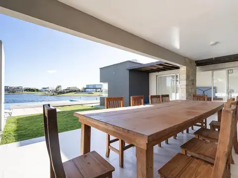 Casa en Venta al Noreste