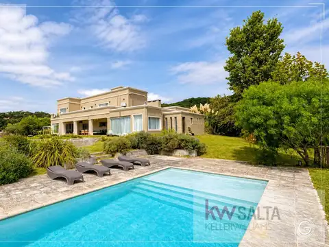 CASA EN VENTA - LA LUCINDA NORTE - VISTA PRIVILEGIADA